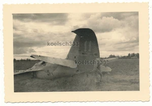 Foto russisches Flugzeug Wrack an der Ostfront bei Nowgorod ! 1. Armeekorps ! - Bild 1 von 1