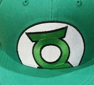 Cappello berretto DC Comics Lanterna Verde Justice League Six Flags TX Snap Back nuovo - Foto 1 di 5