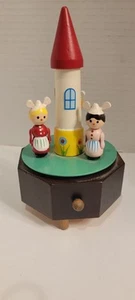 Schmid Spinning Music Box Wooden People And Castle Tip Toe Through The Tulips 7" - Picture 1 of 9