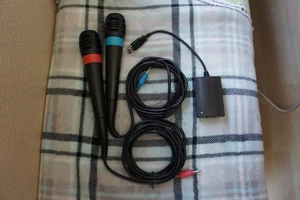 Sony PS2/PS3 Singstar Mikrofone + Dongle + Spiele - Bild 1 von 7