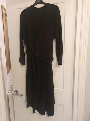 Topshop черный шелковистый надежном платье подпоясанный новый без этикетки размер 14 Одри элегантный - Изображение 1 из 3