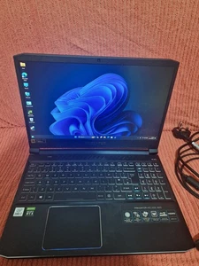 Acer Predator Helios 300 - Picture 1 of 17
