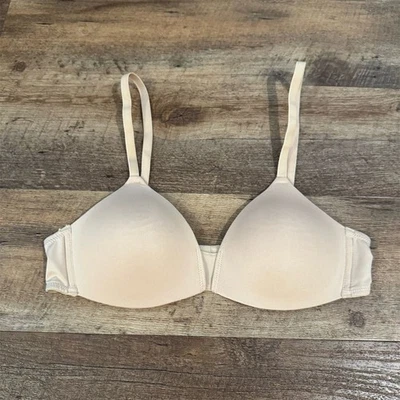 Hanes女式T恤文胸36A米色无线轻薄衬垫可调节 — 第 1/4 张图片