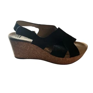 Clarks Artisan schwarze Damenschuhe Wildleder-Sandalen 7,5 Fersenriemen Kork Keilabsatz - Bild 1 von 10