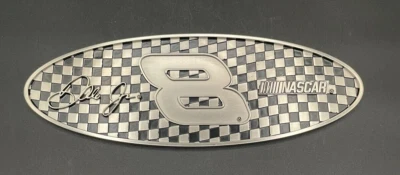 Placa de montaje de tablero de ajedrez de metal fundido ovalado Nascar Dale Jarrett #8 Foto 1 de 4