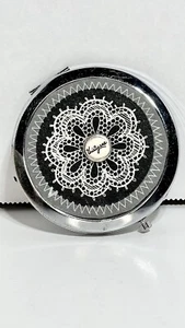 🌟Thirty One Gifts 31 Mirror Compact Beige Floral Dual Sided With Magnifier - Picture 1 of 3