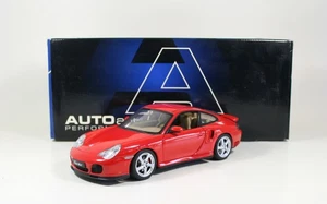 Porsche 911 996 Turbo rojo indio AutoArt 77831 1/18 - Imagen 1 de 4