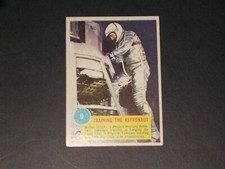 1963 POPSICLE SPACE ASTRONAUTS (TOPPS) #9 - VERY NICE CARD !!!  NO CREASES !!!