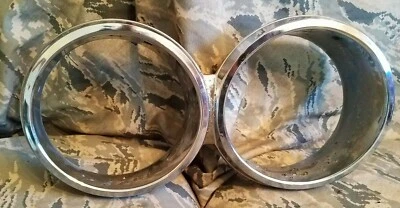 1968 克莱斯勒 Imperial 右灯饰边边边框拖把 OEM 铬 — 第 1/4 张图片