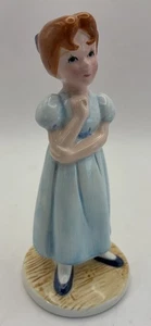 Disney Showcase Collection - Wendy Darling Ceramic Figurine 5” / 13cm - Picture 1 of 12