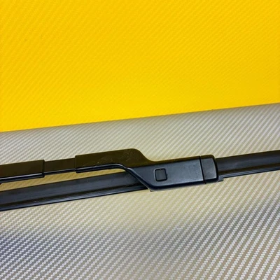 2022 - 2025 JEEP WAGONEER FRONT RIGHT PASSENGER SIDE WINDSHIELD WIPER ARM OEM - Image 1 of 4