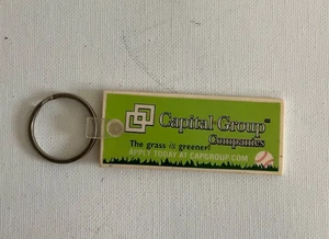 Llavero vintage Capital Group Companies - Imagen 1 de 12