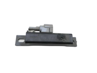 Amplificatore antenna deviatore per Nissan X-Trail T31 10-14 - Immagine 1 di 4