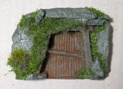 AMENTA Abandoned boarded up mine entrance/adit - OO/HO Gauge/1:76 scale - Painted