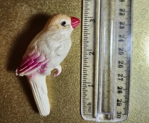 Vintage Zelluloid oder Kunststoff Papagei Vogel Dekoration 3 Zoll - Bild 1 von 4