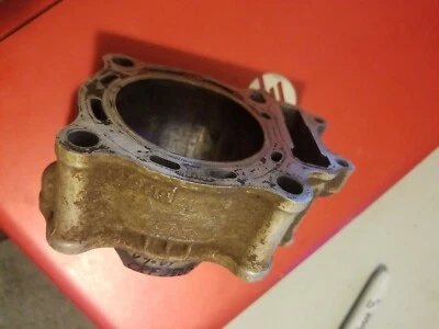 2004-2009 HONDA CRF250R OEM CYLINDER (NEEDS REPAIR) 12100-KRN-732 (A) - Image 1 of 4