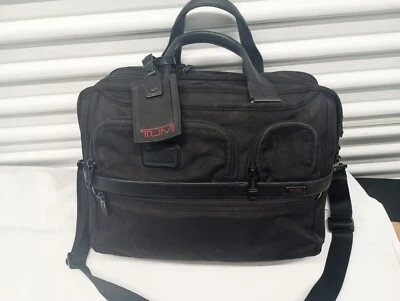 Tumi ORGANIZADOR EXPANDIBLE BRIEF COMPUTADORA Estuche para Laptop Negro Nylon 26141D2 Foto 1 de 4