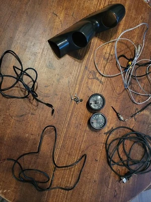 Medidores pirotecarios MaxTow 52 mm 60 psi Boost y 1500 ° F usados con sensores electrónicos y doble cápsula Foto 1 de 4