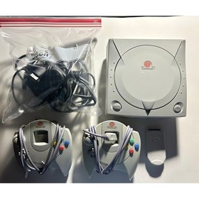 SEGA Dreamcast Console Hooks up w/ Cords 2 Controllers & Rumble Works Great