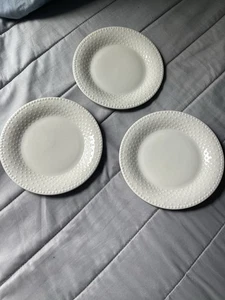 Gibson Housewares weiß Obst geprägter Rand 7 1/2" Salatteller SCHÖN! Konvolut 3 - Bild 1 von 9