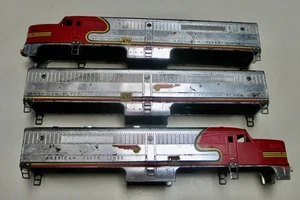 (3) VINTAGE GILBERT AMERICAN FLYER S-GAUGE ALCO SANTA FE SHELLS -FOR RESTORATION - Picture 1 of 4