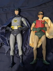 NECA DC COMICS BATMAN 1966 CLASSIC TV SERIES 1/4TH SCALE ACTION FIGURE - SEALED - Picture 1 of 2
