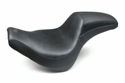 Assento de motocicleta Mustang para 18-21 Harley Fat Bob - Preto Tripper Fastback - Imagem 1 de 3