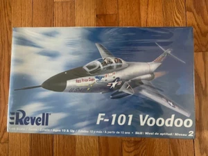 Revell 2007 1/48 85-5853 F-101 Voodoo Jet Fighter China NISB - Picture 1 of 1