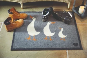 Hug Rug (Kitchen 16) Dirt Trapper Door Mat & Machine Washable - Picture 1 of 8