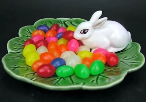 Bordallo Pinheiro Green Majolica Cabbage Leaf Plate Dish Bunny Rabbit Easter - Picture 1 of 8