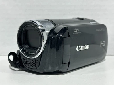 Canon Vixia HF R20 8GB Memory 20x Optical Zoom Black Compact Digital Camcorder - Image 1 of 4