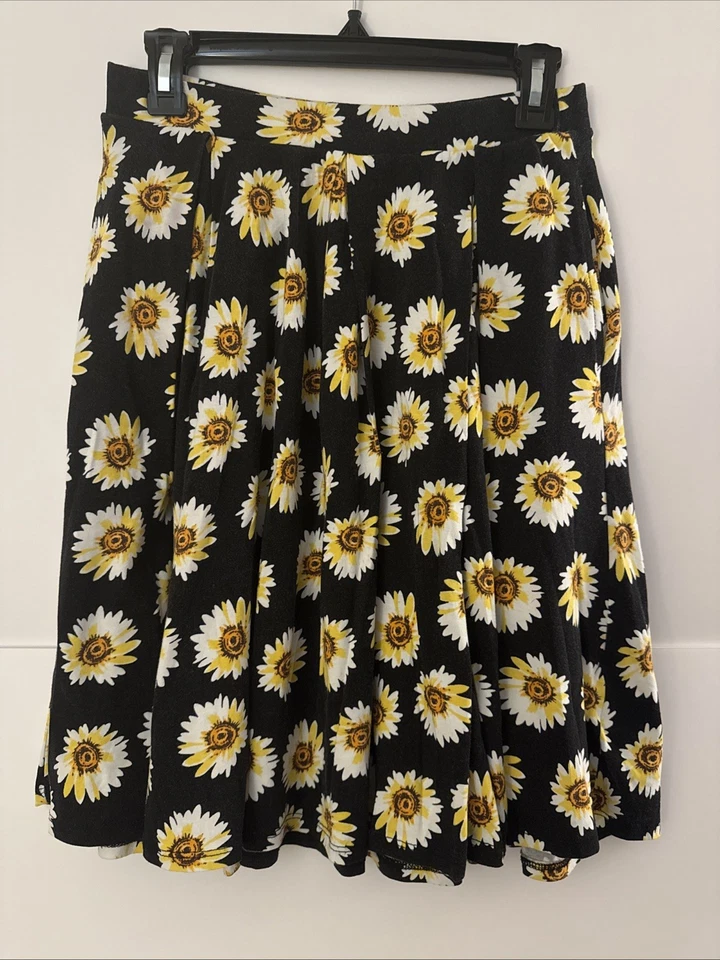 LuLaRoe Talla S Madison Negro Estampado Floral Falda Elástica con Bolsillos Girasoles Foto 1 de 1