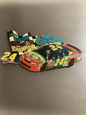 Jeff Gordon 1997 Nascar Winston Cup Champion Clock. Works With 9volt Battery Cover