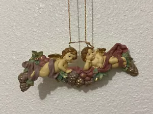 Vintage viktorianische Cherubs Weihnachtsschmuck Engel Obst Trauben grüne Ranken - Bild 1 von 3