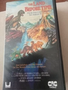 VHS Video The Land Before Time - Picture 1 of 5