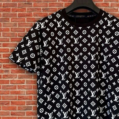 路易威登白色LV单色黑色T恤尺寸XL-预付费 — 第 1/4 张图片