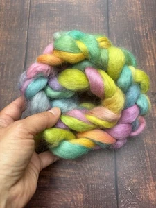 95g Hand Dyed Wensleydale Wool Top Roving Spinning Felt Weaving Fibres #24 - Picture 1 of 6
