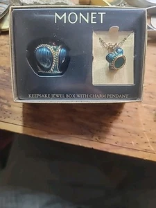 Vintage Monet "BLAU GRÜNE KRONE" Halskette Schmuck Emaille passender Charm Anhänger 2008 - Bild 1 von 16