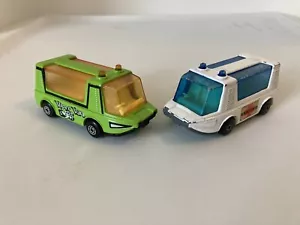 Matchbox MB-46 Stretcha Fetcha White Ambulance (Unpainted Base) & Viper Van - Picture 1 of 6