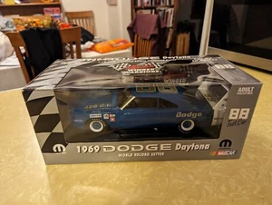 1/18 Scale Winged Warriors 1969 Dodge Daytona Buddy Baker #88 DC-93 - Picture 1 of 9