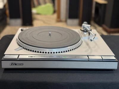 Vintage JVC QL-A5R Direct Drive Auto Return Turntable Record Deck - Image 1 of 4