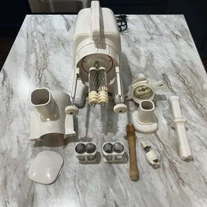 Green Power Juice Extractor. Model GP-E1503. Twin Gear Juicer  - Picture 1 of 10