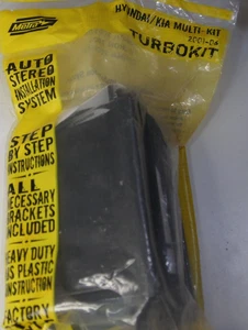 Metra 99-7313 Single DIN Installation Kit for Select 2001-07 Hyundai/Kia - Picture 1 of 7