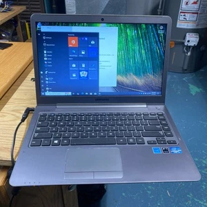 Samsung NP520U4C (8 GB RAM, Intel Core i5-3210M, 2.50Ghz 465 GB SSD, W 10 Pro) - Picture 1 of 9