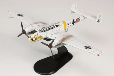 HA1816 Hobby Master Bf 110E 1/72 Model S9+NN Luftwaffe 5./ZG 1 - Image 1 of 2