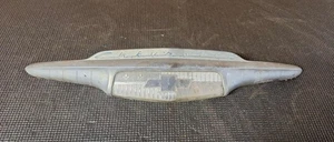 1953 Chevy Car Hood Emblem Badge SHIPS WORLDWIDE - Bild 1 von 8