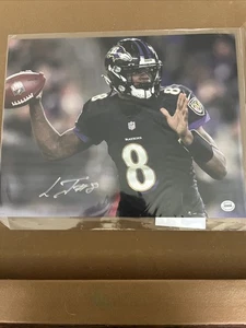 Lamar Jackson #8 Baltimore Ravens QB Autographed Photo 11x14 COA Hologram - Picture 1 of 5