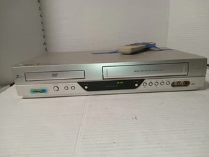 Zenith XBV613 DVD VCR Combo NO Remote Nice Condition Tested Works - Bild 1 von 5