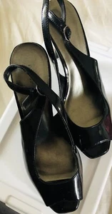Fioni Black G-Flow Patent Leather Ankle Strap Heels Size 8 1/2 W - Picture 1 of 6