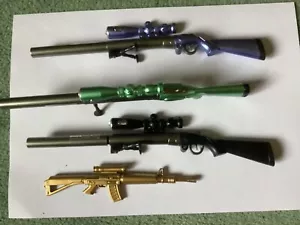 4 x NOVELTY BALLPOINT PENS with TORCH (RIFLES) FINE NIB - Picture 1 of 10